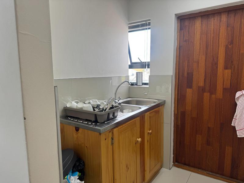 To Let commercial Property for Rent in Mount Pleasant Eastern Cape